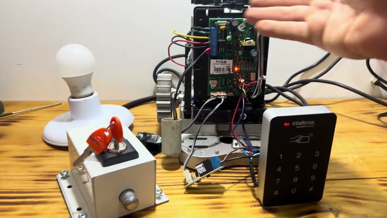 Instalando Controladora de Acesso em Motor de Portão